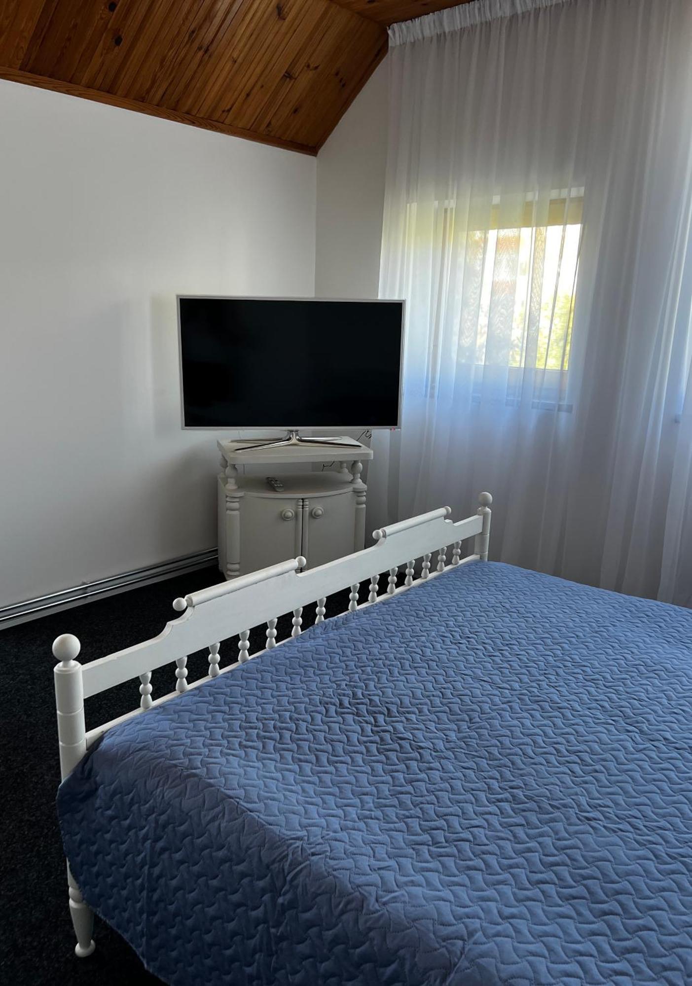 Fortuna Guest House ไคลเพดา ภายนอก รูปภาพ